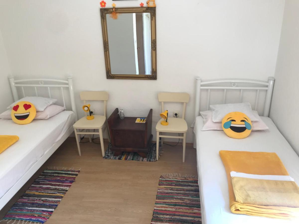 Holiday Home Klaic - Kids Friendly Gruda Kültér fotó