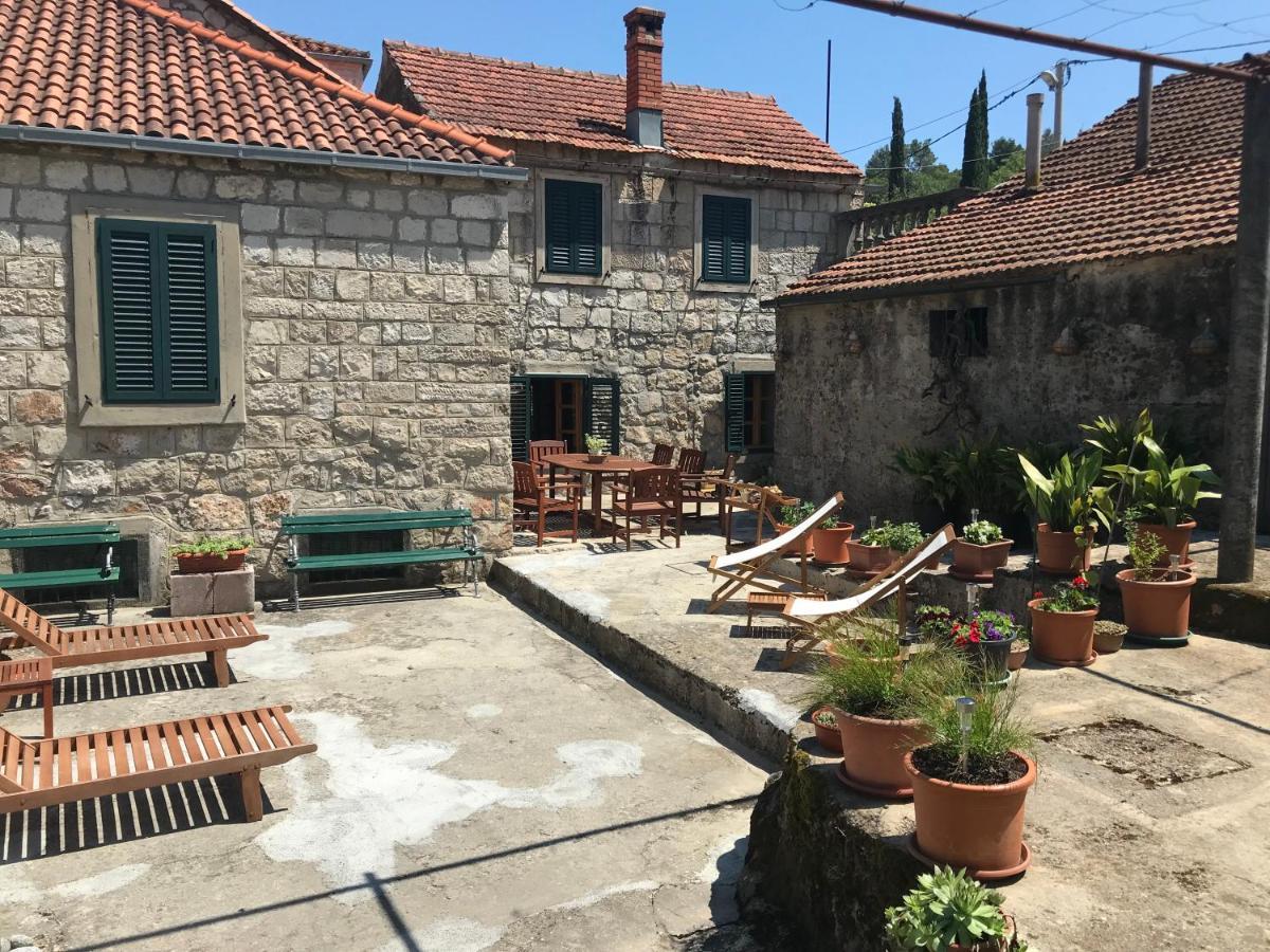 Holiday Home Klaic - Kids Friendly Gruda Kültér fotó